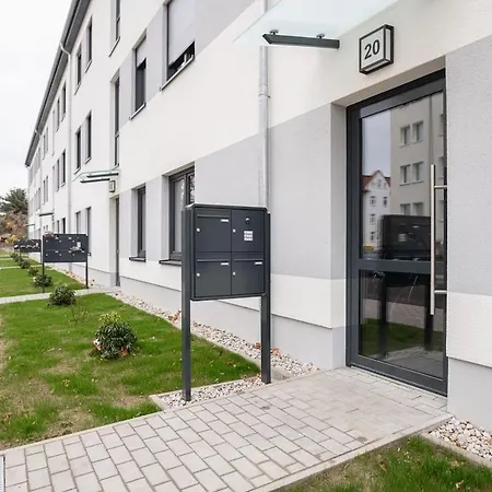 Helle Neubauwohnung Mit Balkon Apartment Zwenkau