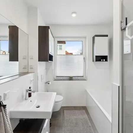 Apartamento Charmante & Moderne Neubauwohnung Mit Balkon