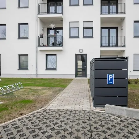 Helle Neubauwohnung Mit Balkon * Zwenkau