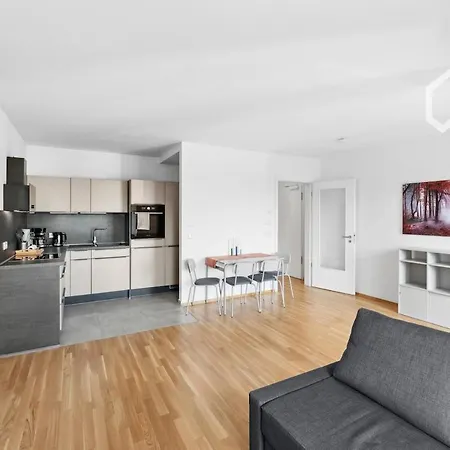 Charmante & Moderne Neubauwohnung Mit Balkon Apartamento *